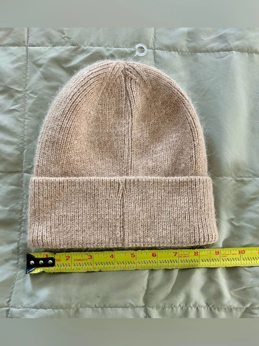 Lululemon Women’s Tan Knit Beanie with Logo